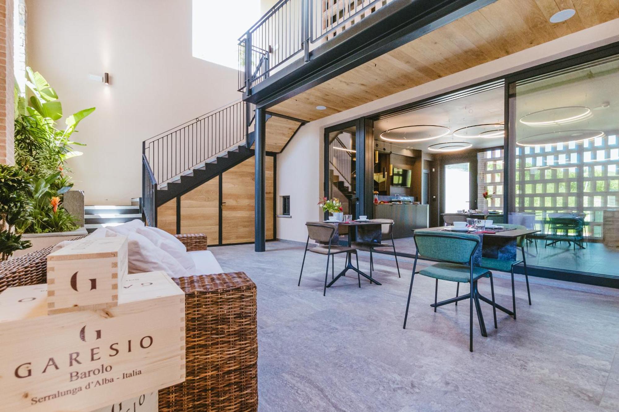 Garesio Wine Farm stay *