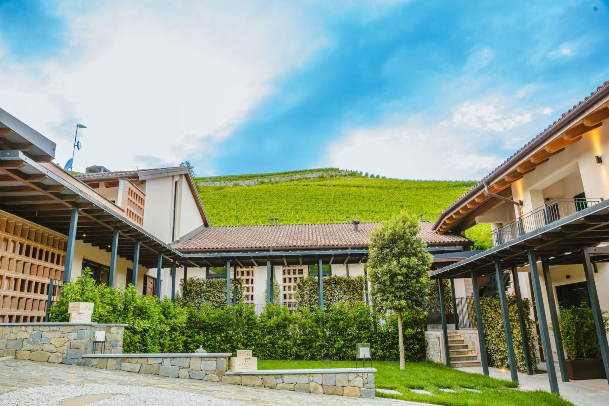 Vakantieboerderij Garesio Wine Serralunga d'Alba