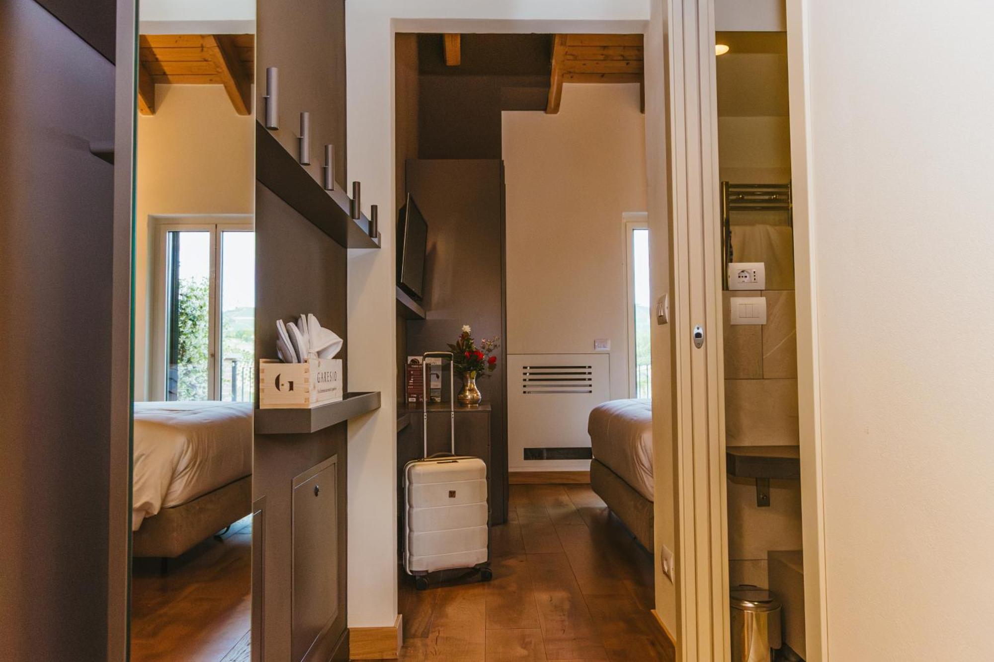 Farm stay Garesio Wine Serralunga d'Alba
