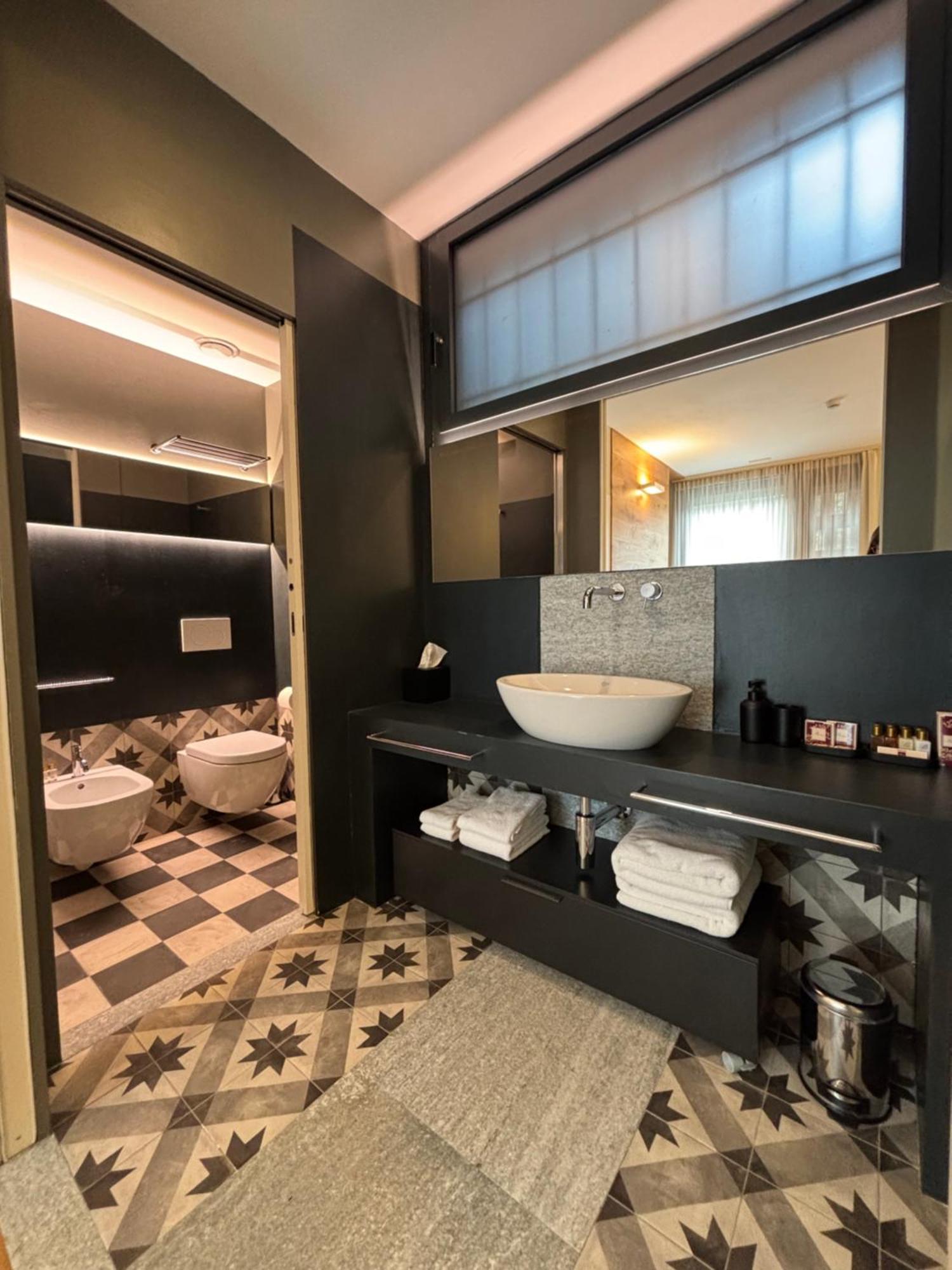 Garesio Wine Farm stay Serralunga d'Alba